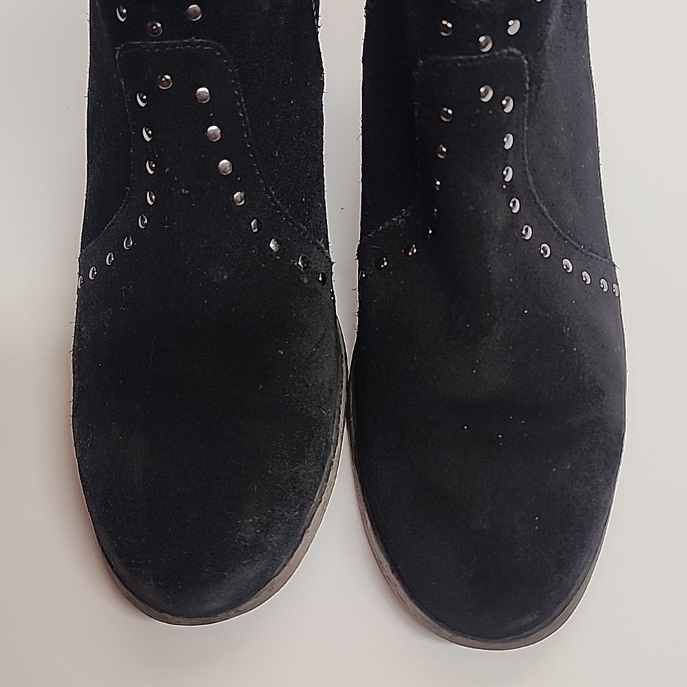 FRYE Nora black ankle boots with studded detail 2 3/4 chunky heel sz 8B Western - Picture 3 of 12